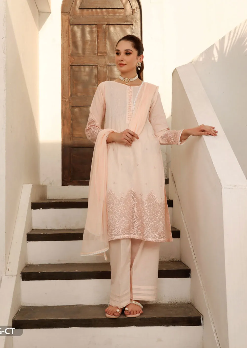 15877 Readymad Peach Cotton Suit Embroidered