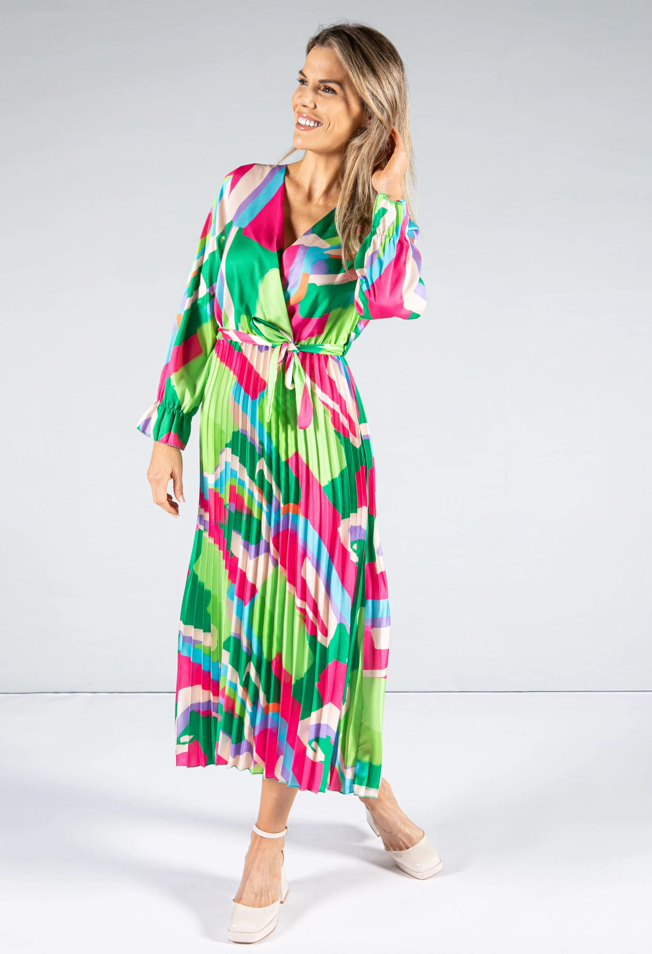 Abstract Pattern Pleat Dress