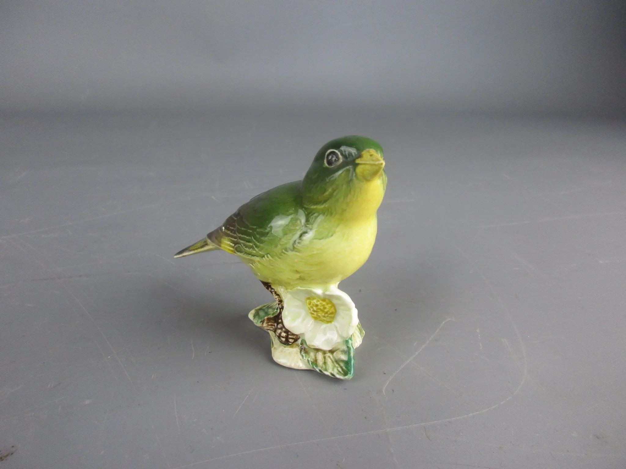 Beswick Ceramic Green Finch Figurine Vintage 1970