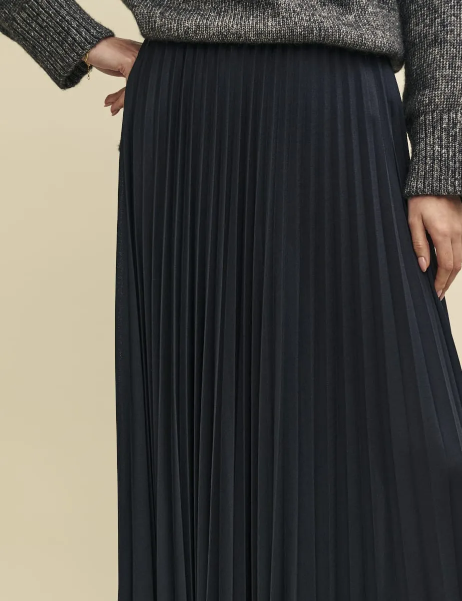 Black Pleated Midaxi Skirt