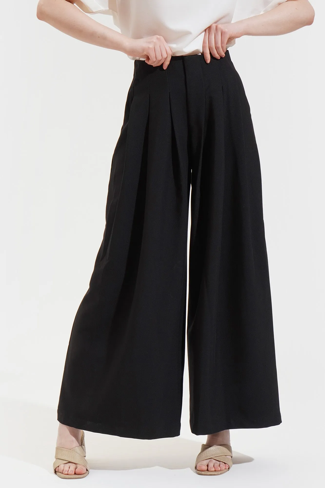 Full Length Pleated Wide Leg Trousers