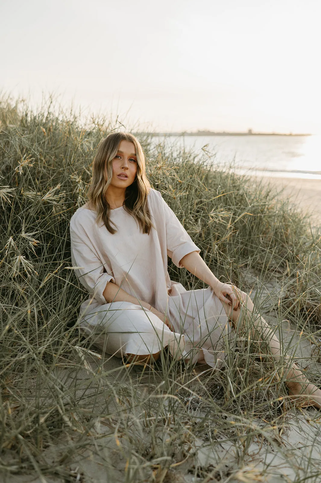 Joselin Linen Dress in Dust Storm