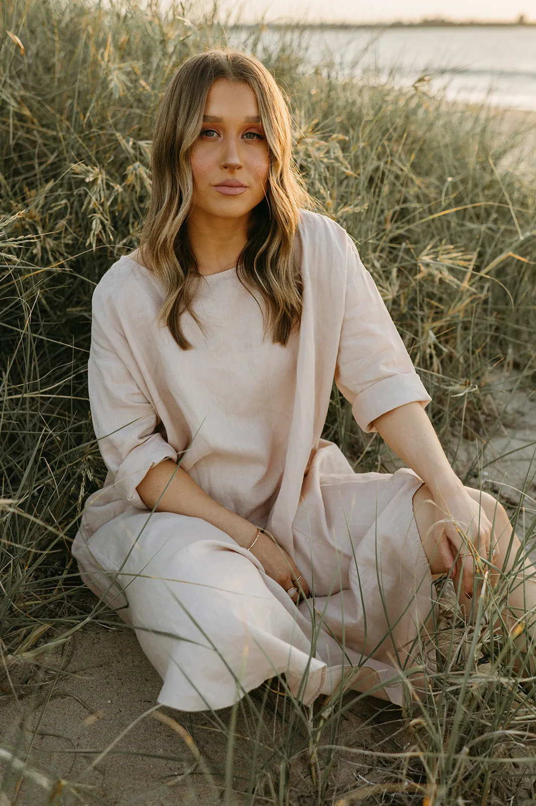 Joselin Linen Dress in Dust Storm