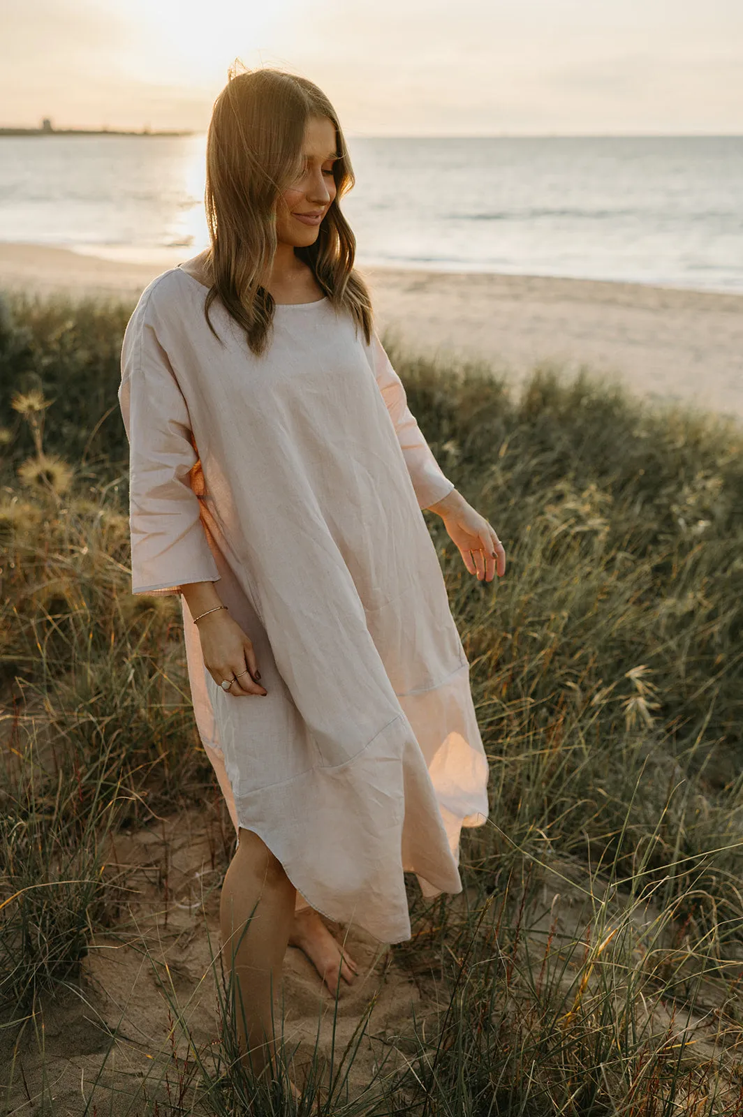 Joselin Linen Dress in Dust Storm