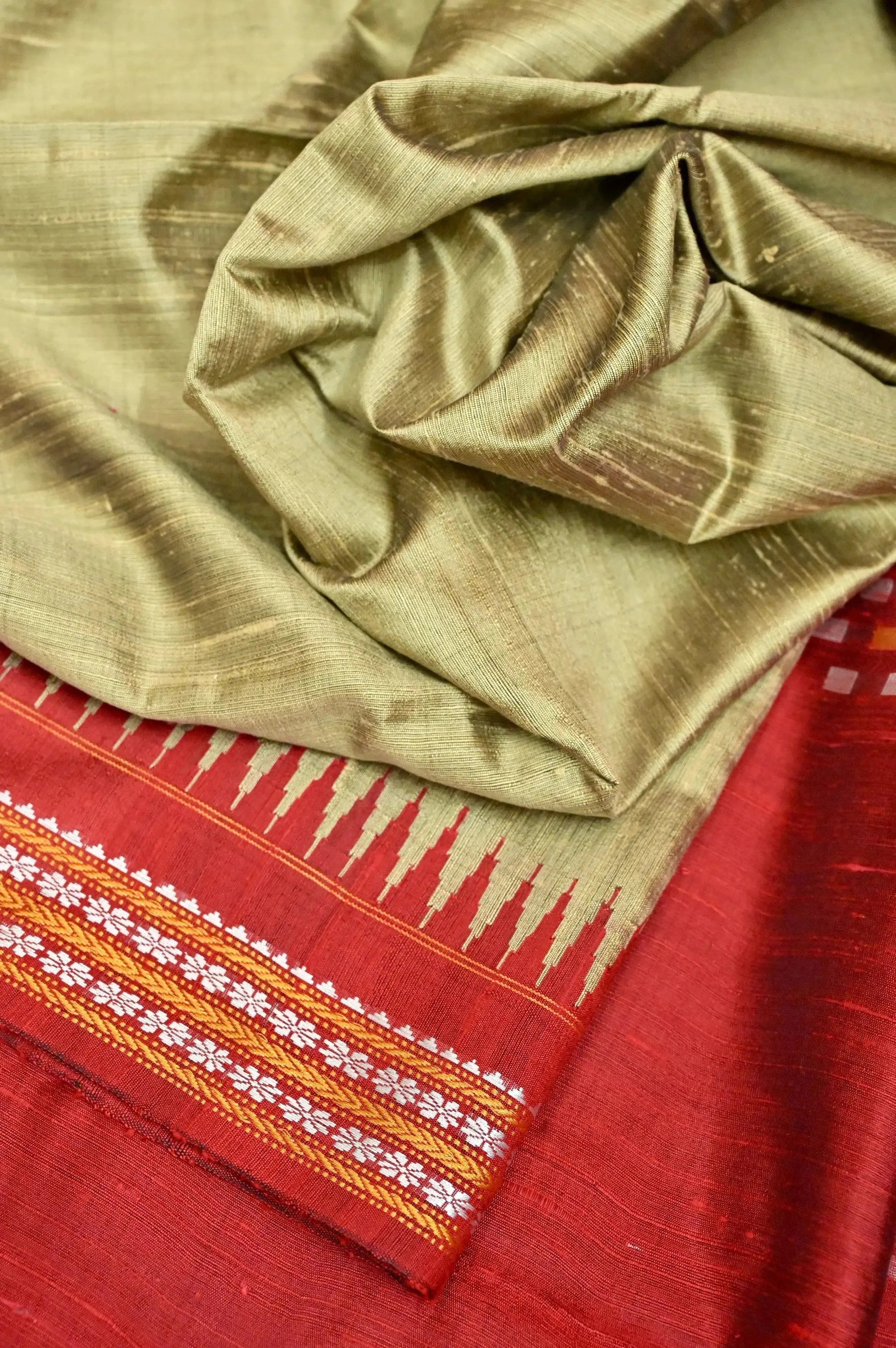 Light Mehendi and Red Color Raw Silk Saree with Vidarbha Border