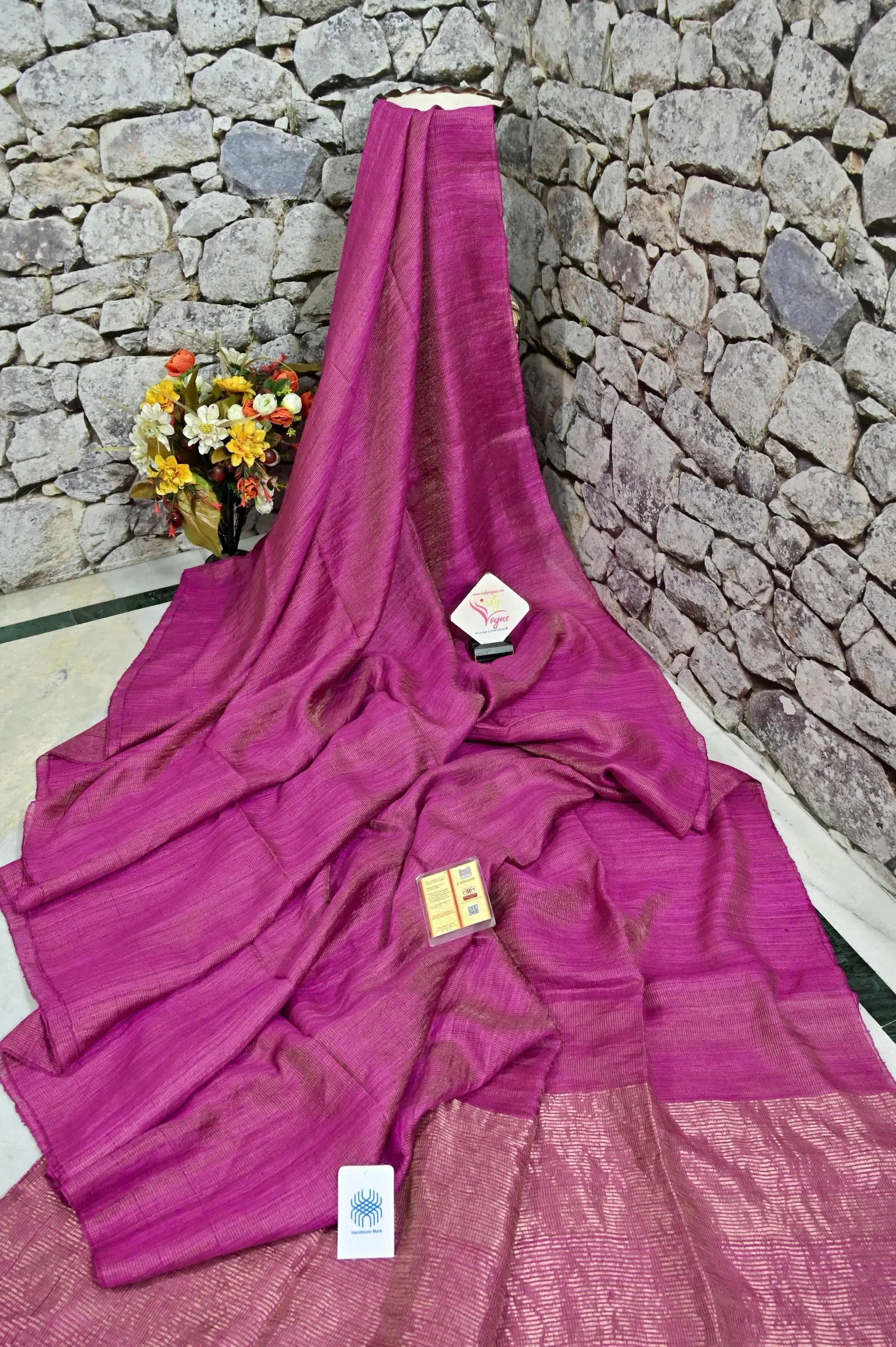 Magenta Color Metalic Matka  Silk Saree