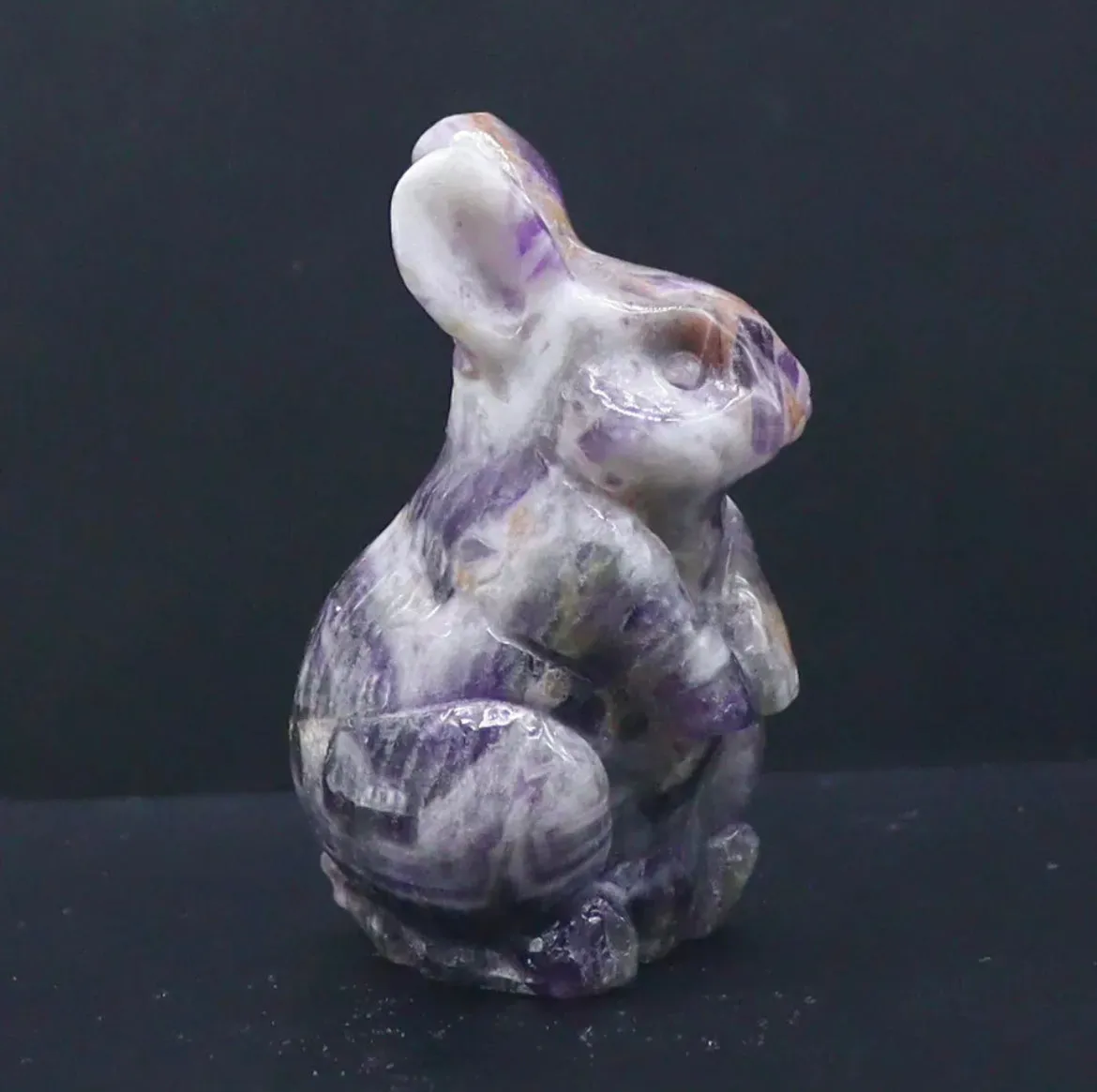 Natural amethyst gemstone bunny rabbit crystal figurine