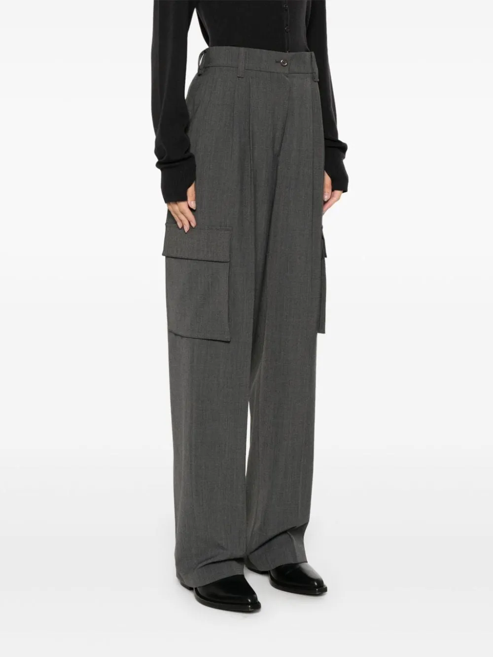 PLEATED TROUSERS