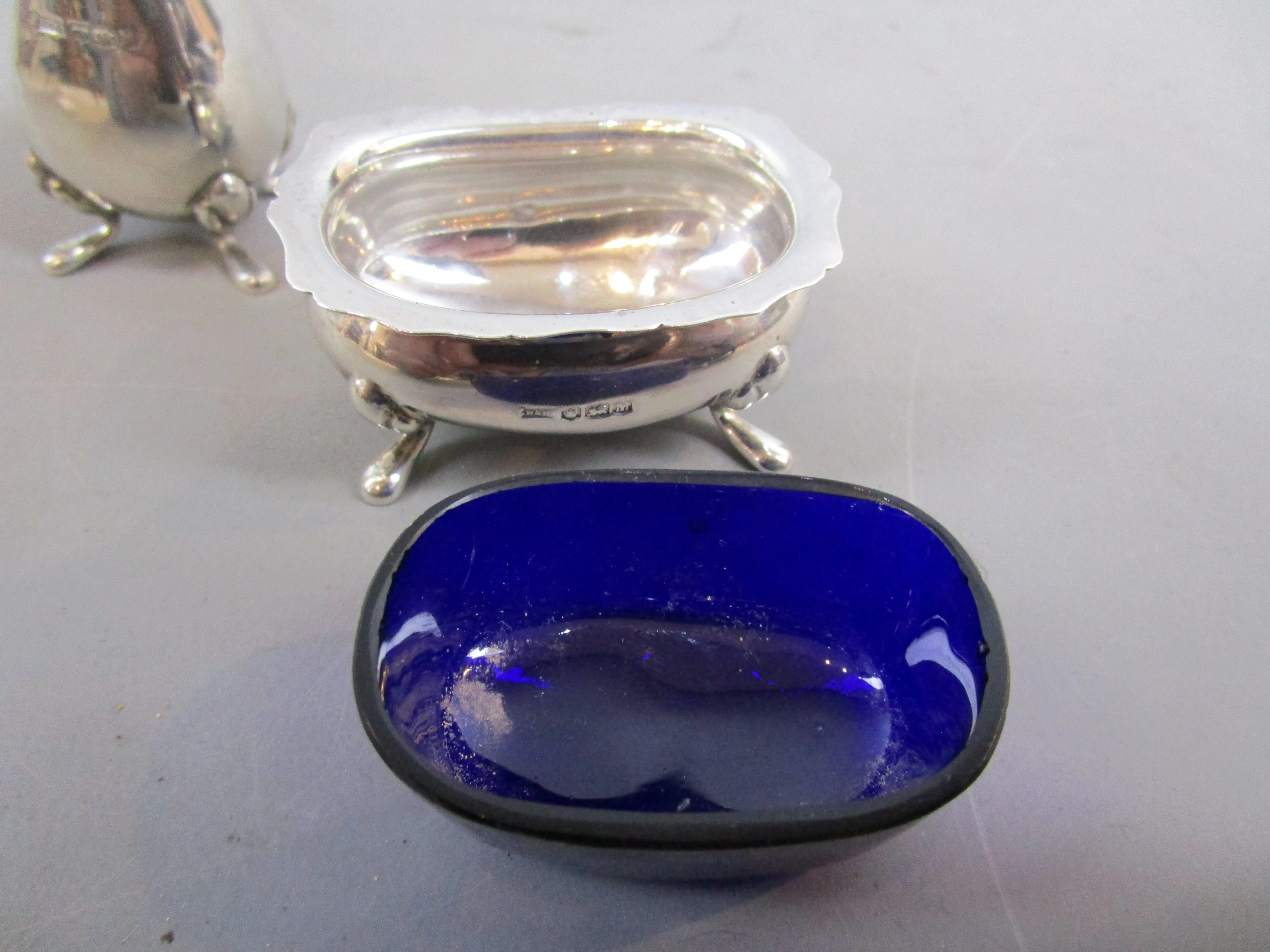 Sterling Silver Salt Cellar And Pepperette Vintage Mid Century Sheffield 1954